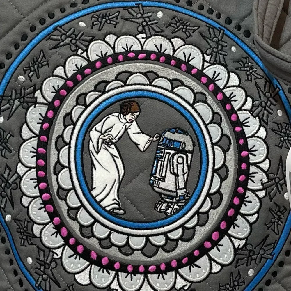 Vera Bradley Star Wars Small Vera Tote in Far Far Away NWT - Picture 5 of 13
